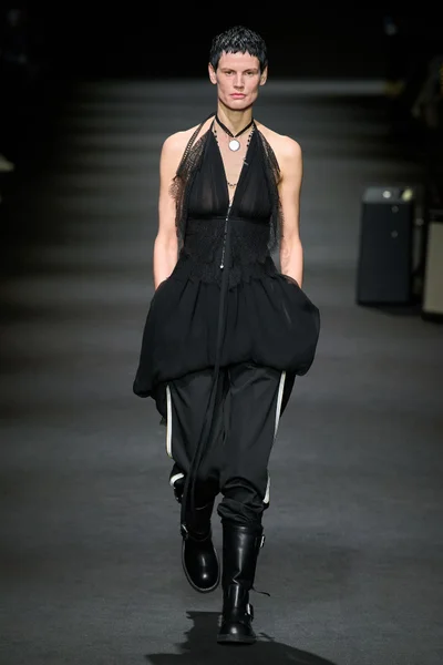 Look 36